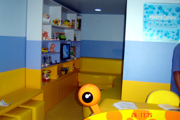 Vista da recepção e brinquedoteca do novo Setor de Oncopediatria do HSE